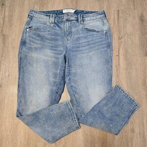 Torrid Women's Girlfriend Mid Rise Blue Stretch Jeans Plus Size 18R EUC